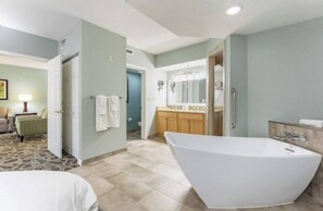 Bathroom - Luxury 3BR Resort Villa w/ Jacuzzi Near Disney (Kissimmee)