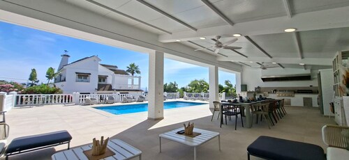 Villa Ave del Paraiso