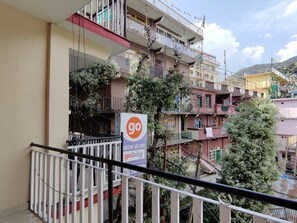 ห้องดีลักซ์ดับเบิล, วิวเมือง | ระเบียง