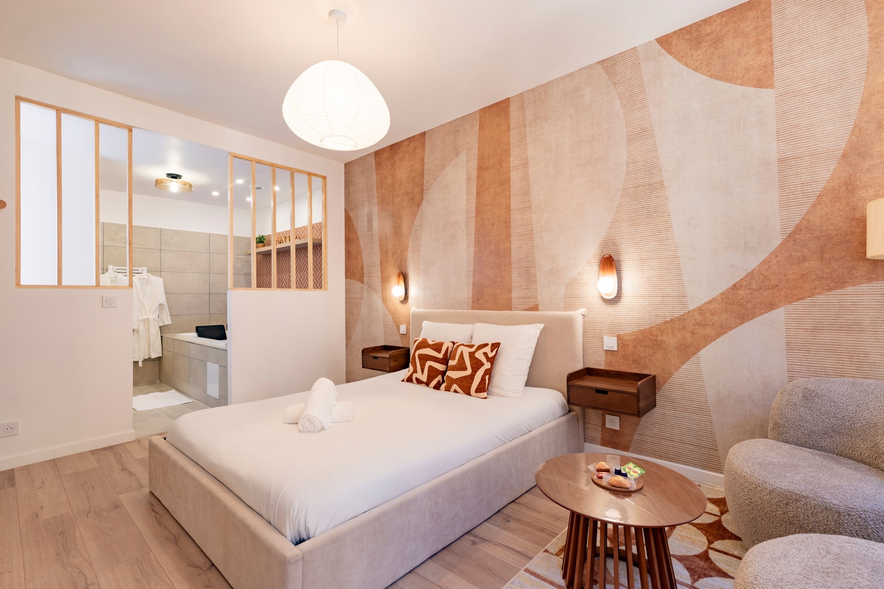 1 dormitorio, tabla de planchar con plancha, wifi gratis y ropa de cama