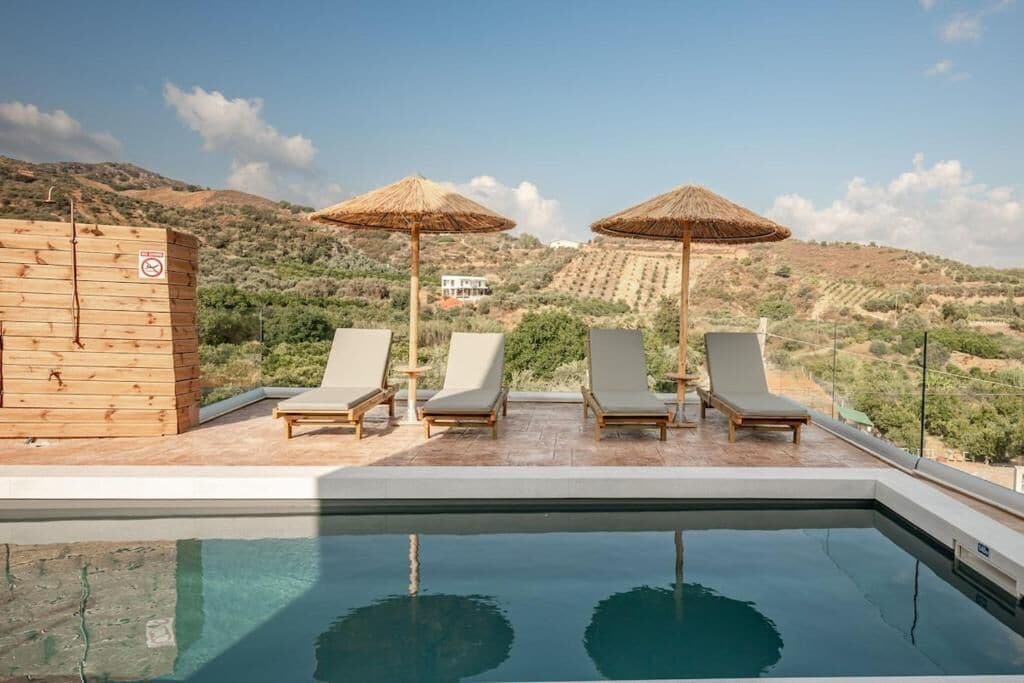 Deluxe Villa, Balcony, Garden View | Pool | Outdoor pool