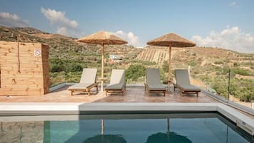 Deluxe Villa, Balcony, Garden View | Pool | Outdoor pool