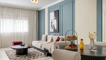 Apartment, Balcony, City View | Interior