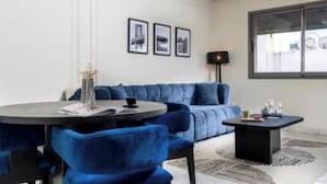 Apartment, Balkon, Stadtblick | Speisen