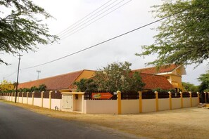 Exterior - Camacuri Residence  (Oranjestad)