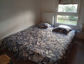 Room - Vrbo Property (Cruseilles)