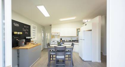 Lakeview Escape at Gimli by Guest Expertise