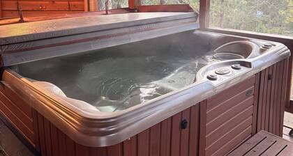 New-Powder & Pines: Donner lake/spa/ Pet-Friendly