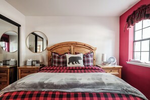 4 habitaciones, wifi gratis y ropa de cama