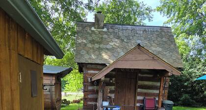 Charming 1-bedroom cabin in Medina perfect for a cozy getaway