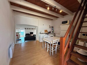 Dining - Vrbo Property (Barrettali)