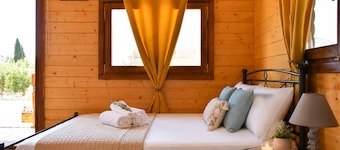 Kandia Woodlands | Superior Family Chalet with Patio