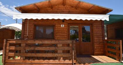 Kandia Woodlands | Cozy Chalet with Patio