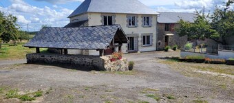 Guest house on a zero-treatment fruit farm
