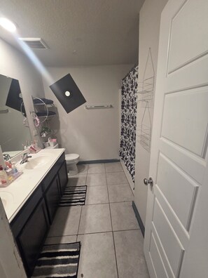 Bathroom -  Family Oasis  5BR Retreat • Loft • Nursery • Backyard Fun • Pets Welcome (Converse)