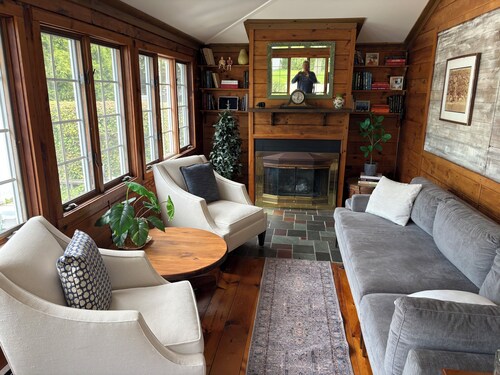Spacious 4-bedroom house in Black Point Beach Niantic  with AC