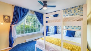 4 bedrooms, iron/ironing board, travel crib, WiFi (free)