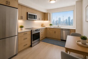 Elite-Zimmer | Eigene Küche | Kühlschrank, Mikrowelle, Ofen, Herdplatte