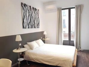 3 chambres, bureau, fer et planche à repasser, Wi-Fi gratuit