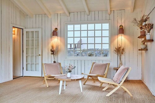 Beautiful 3-bedroom equestrian estate in Malibu perfect for relaxing getaways