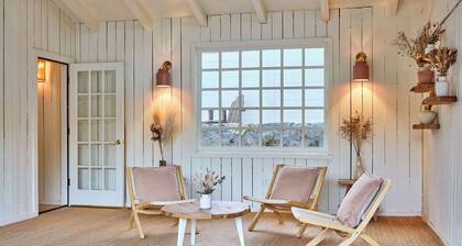 Beautiful 3-bedroom equestrian estate in Malibu perfect for relaxing getaways