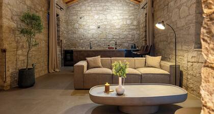 Aetherial Cozy 1-bedroom cottage in peaceful Choulou with AC