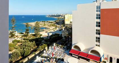 Flamingo Apartments in Vegas Resort, Malta