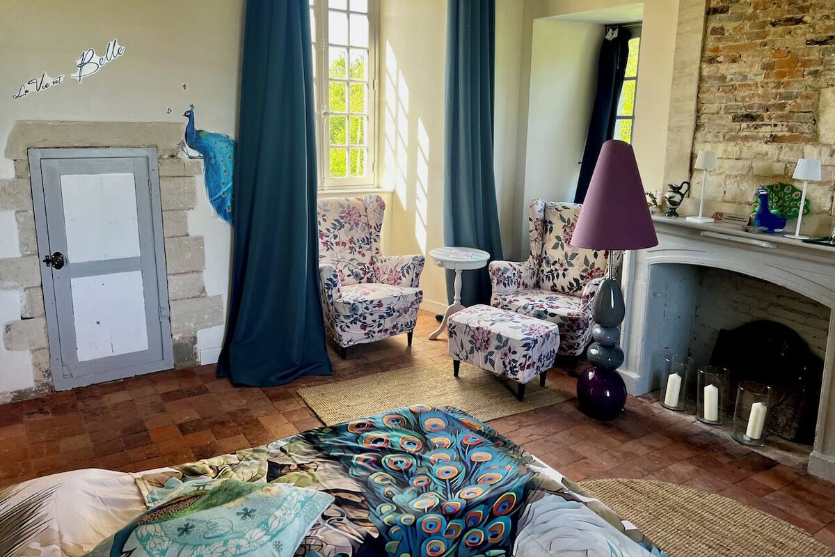 Deluxe Double Room, Courtyard View | Premium bedding, iron/ironing board (on request), WiFi (free)