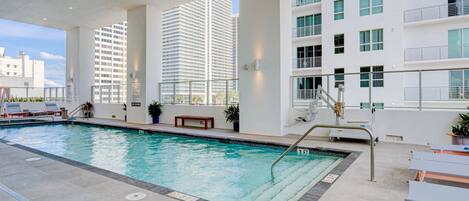 Apartment | Pool | Outdoor pool