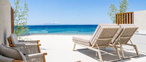Suíte, vista para o mar | Terraço/pátio