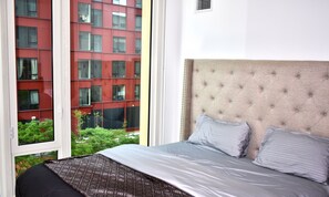2 bedrooms, WiFi, bed sheets - 2-bedroom hotel suites in soothing Brooklyn with AC (Brooklyn)