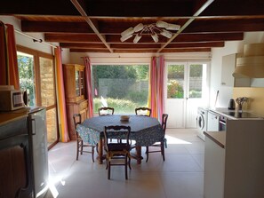 Private kitchen - Vrbo Property (Névez)