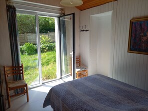 Room - Vrbo Property (Névez)