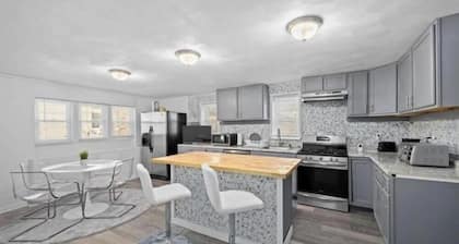 Charming 3-bedroom house in peaceful Belleville with all amenities