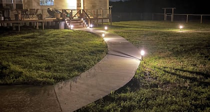 10-Acre Farmhouse Retreat - Farm Experience + Near Round Top