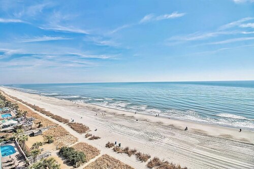 2BR Oceanfront Full Kitchen free Waterprk sleeps 7