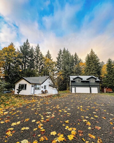 Brightwood Hilton and super barn combo sleeps 12