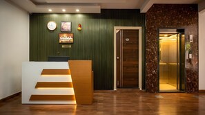 Lobby - Olivra Hotel By Welcome Inn Hospitality (Bengaluru)