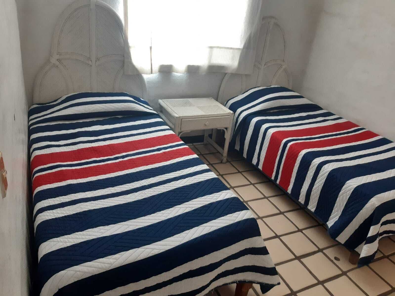 Wifi gratis y ropa de cama 
