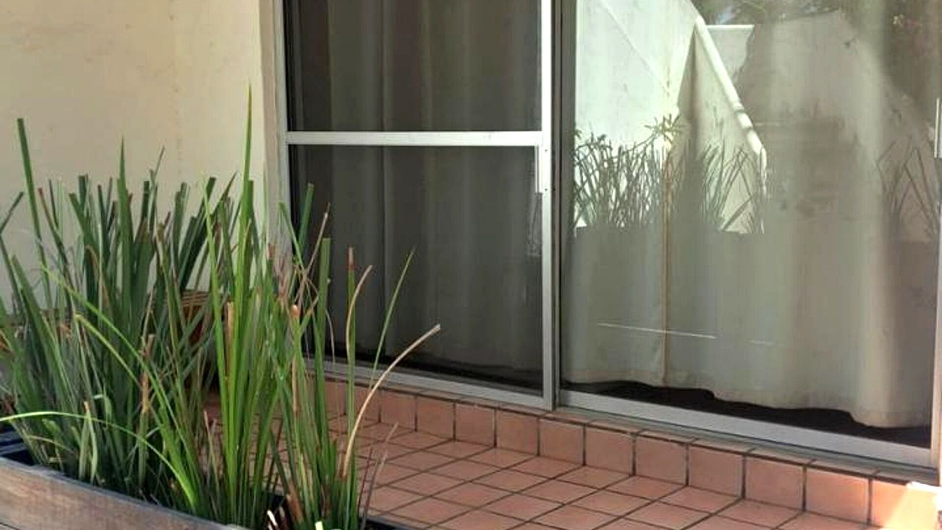 Basic Room | Exterior detail