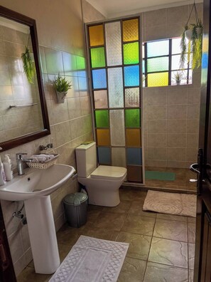 Bathroom - Wild Amboseli: Tembo Safari Cabin. (Lengesim)