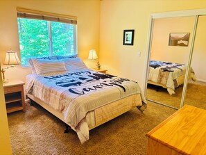 WiFi, bed sheets - A Cozy Mountain Getaway in Arnold! (Arnold)