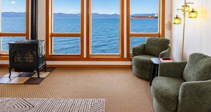 Pier 39 Over the water full River View + Fireplace