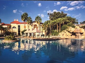 Pool - Spacious 3-bedroom condo with AC at Vistana Resorts in Orlando Florida (Orlando)