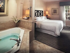 Room - Spacious 3-bedroom condo with AC at Vistana Resorts in Orlando Florida (Orlando)
