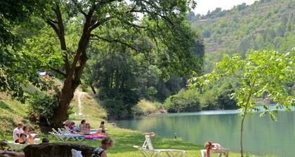 ZEcamping 4* familial piscine locatif BBQ 12m2 4 pers