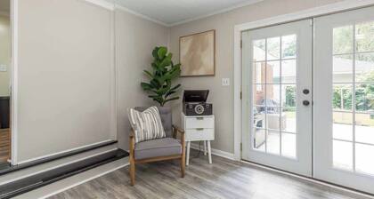 The Modern Fig I Sleeps 10 l Near Fort Benning & Auburn
