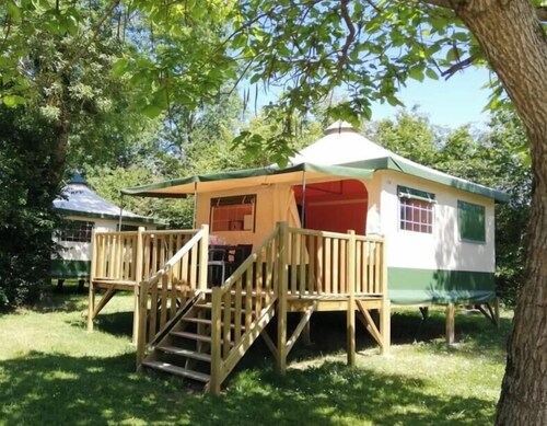 ZEcamping 3 étoiles animaux acceptés locatif BBQ 31m2 4 pers