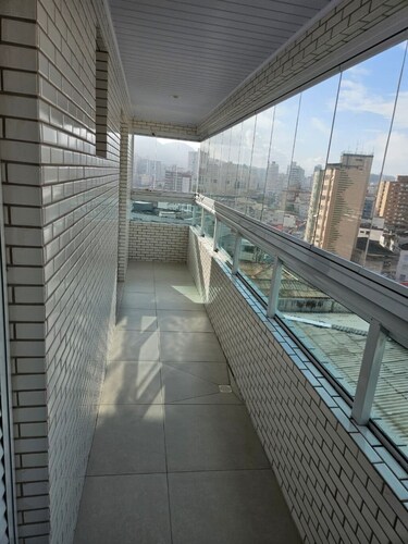 Family Apartment with 2 Bedrooms in the City Center, 200m from the Beach, Furnished and with AC