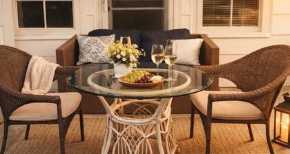 Homestay Haven/5 Min to Airport/10 Min to Downtown